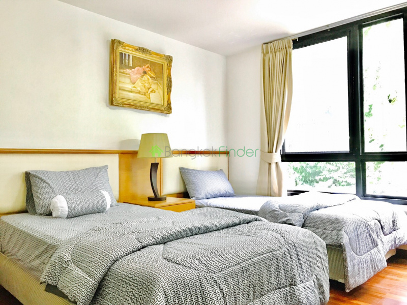 Thonglor, Bangkok, Thailand, 3 Bedrooms Bedrooms, ,2 BathroomsBathrooms,Condo,For Rent,Baan Chan,6586