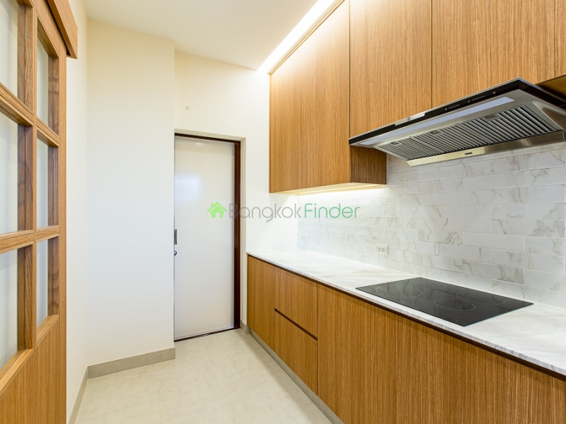 Pattanakarn, Bangkok, Thailand, 4 Bedrooms Bedrooms, ,4 BathroomsBathrooms,House,For Rent,6594