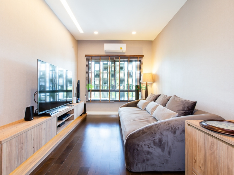 Pattanakarn, Bangkok, Thailand, 4 Bedrooms Bedrooms, ,4 BathroomsBathrooms,House,For Rent,6594