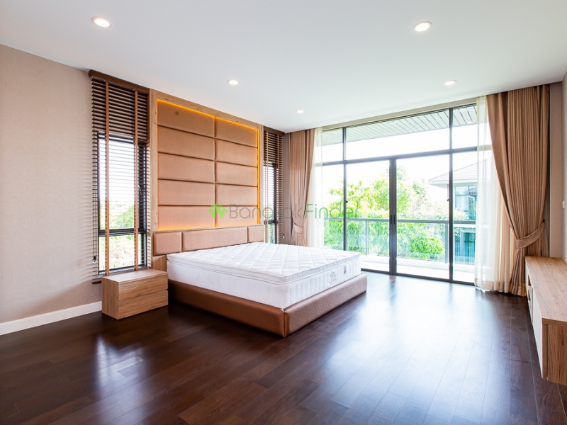 Pattanakarn, Bangkok, Thailand, 4 Bedrooms Bedrooms, ,4 BathroomsBathrooms,House,For Rent,6594