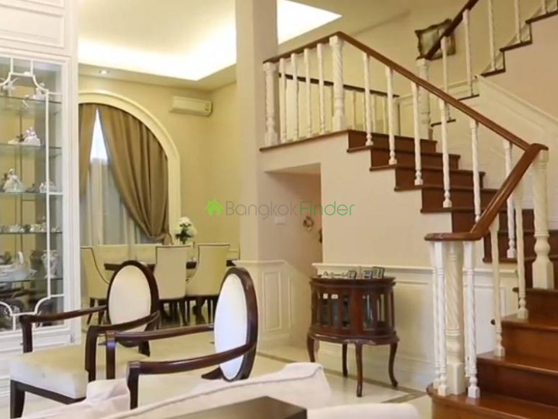 Nana, Bangkok, Thailand, 4 Bedrooms Bedrooms, ,5 BathroomsBathrooms,House,For Sale,6597