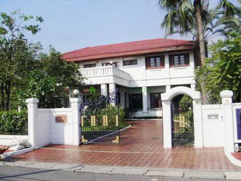 House for rent near Mega Bangna