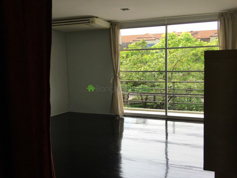 Pattanakarn, Bangkok, Thailand, 3 Bedrooms Bedrooms, ,3 BathroomsBathrooms,Town House,For Rent,6601