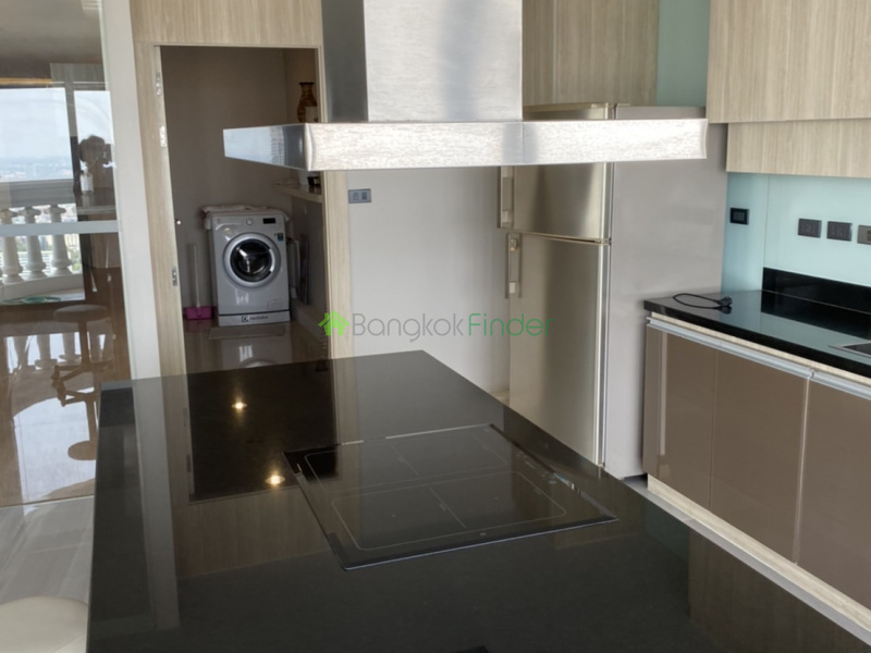 Silom, Bangkok, Thailand, 2 Bedrooms Bedrooms, ,2 BathroomsBathrooms,Condo,For Rent,State Tower,6621