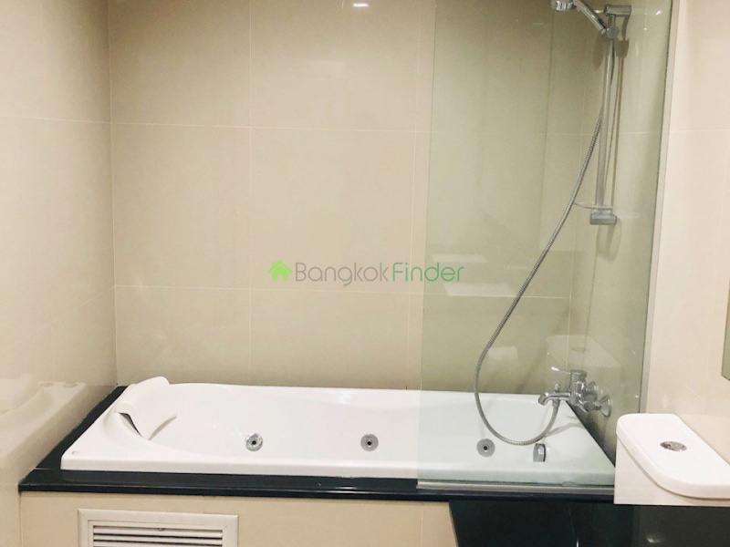 Lumpini, Bangkok, Thailand, 3 Bedrooms Bedrooms, ,4 BathroomsBathrooms,Condo,For Rent,Condo Suwansawat,6632