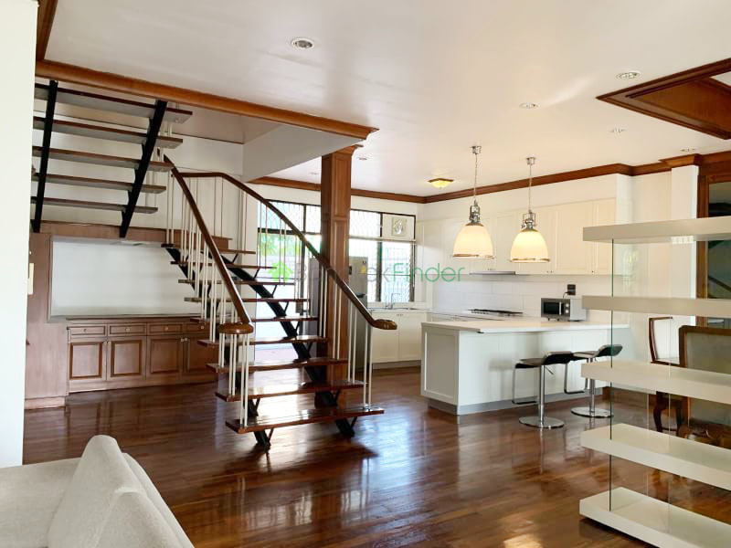 Ekamai, Bangkok, Thailand, 3 Bedrooms Bedrooms, ,4 BathroomsBathrooms,House,For Rent,6634