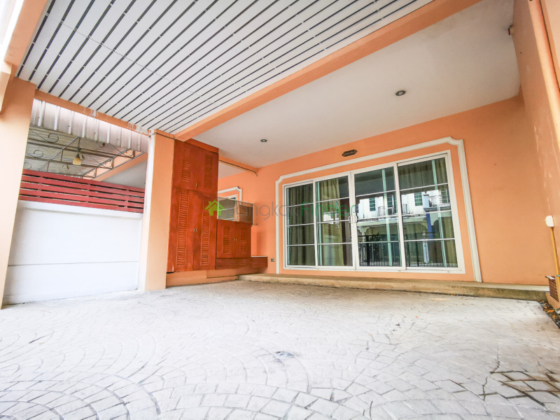 Ratchapruk, Bangkok, Thailand, 5 Bedrooms Bedrooms, ,5 BathroomsBathrooms,House,For Rent,6640