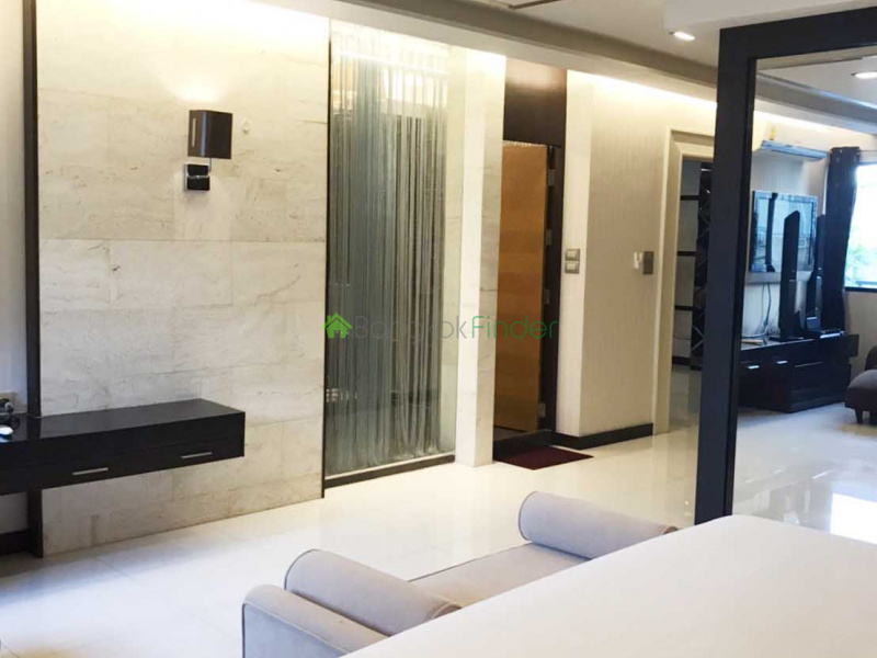 Silom, Silom, Thailand, 3 Bedrooms Bedrooms, ,2 BathroomsBathrooms,Condo,For Sale,Pearl Garden,6649