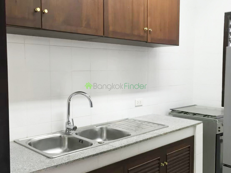 Phrakanong, Bangkok, Thailand, 3 Bedrooms Bedrooms, ,4 BathroomsBathrooms,Town House,For Rent,6655