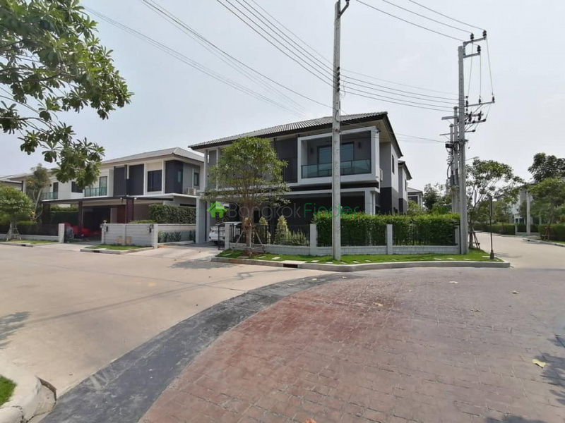 Bangna KM.7, Bangkok, Thailand, 4 Bedrooms Bedrooms, ,4 BathroomsBathrooms,House,For Sale,6672