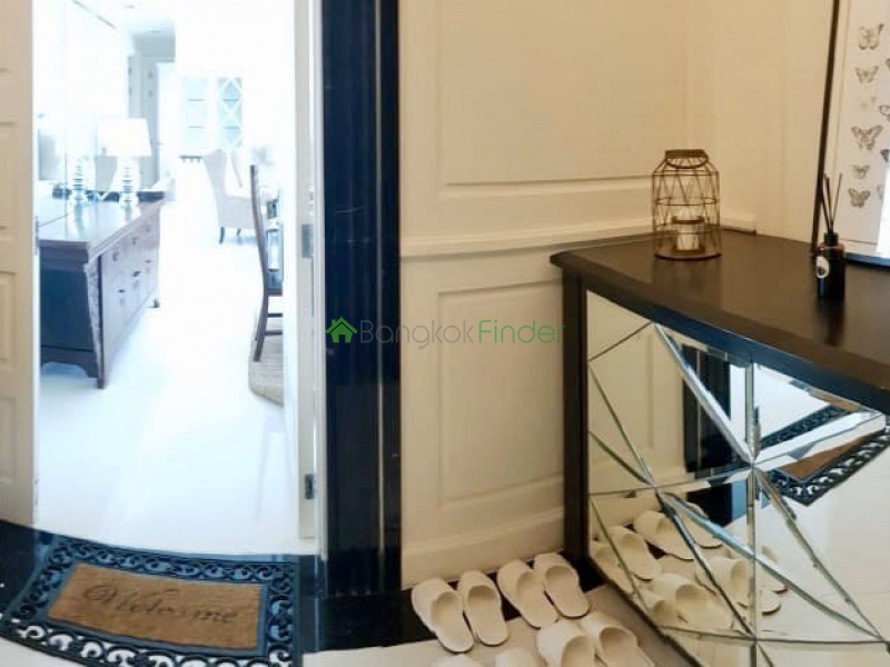 Phomphong, Bangkok, Thailand, 3 Bedrooms Bedrooms, ,3 BathroomsBathrooms,Condo,For Rent,Royce Resident,6673