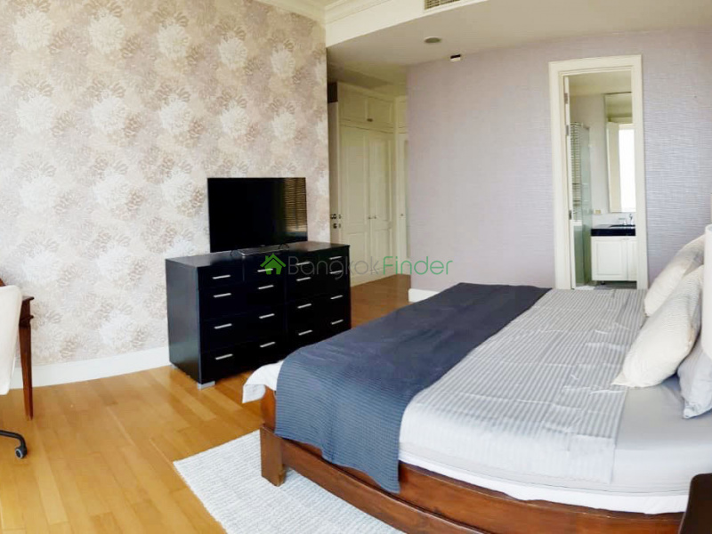 Phomphong, Bangkok, Thailand, 3 Bedrooms Bedrooms, ,3 BathroomsBathrooms,Condo,For Rent,Royce Resident,6673