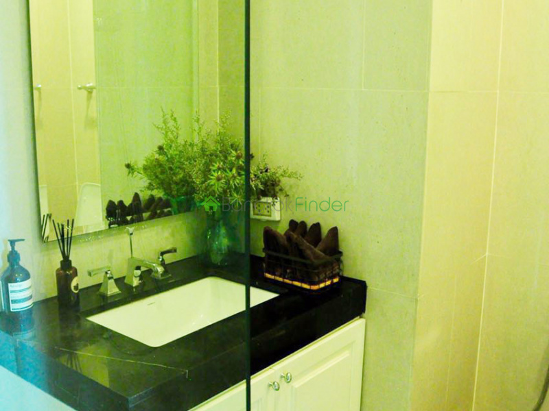 Phomphong, Bangkok, Thailand, 3 Bedrooms Bedrooms, ,3 BathroomsBathrooms,Condo,For Rent,Royce Resident,6673