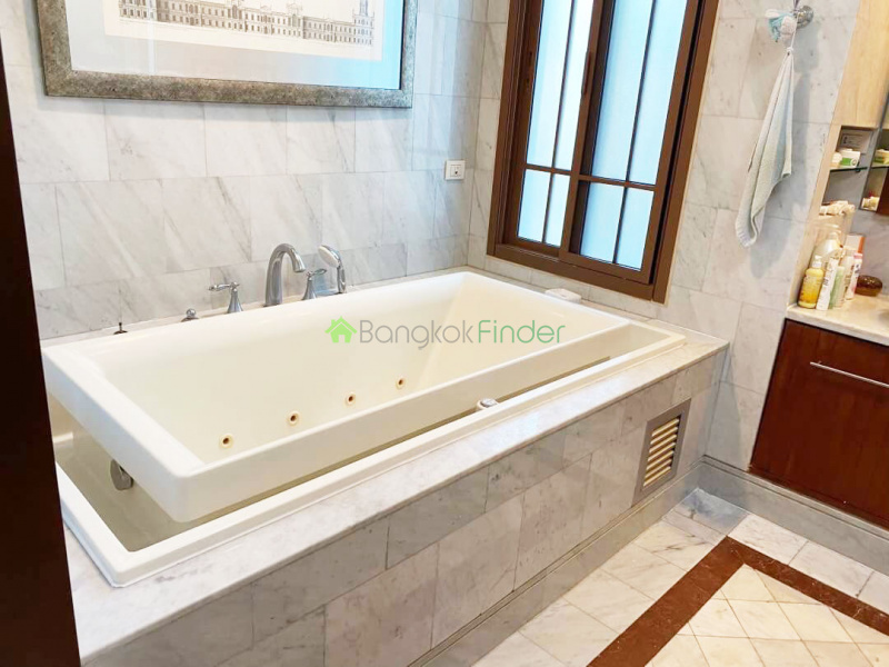 Phrakanong, Bangkok, Thailand, 4 Bedrooms Bedrooms, ,6 BathroomsBathrooms,House,For Rent,6690