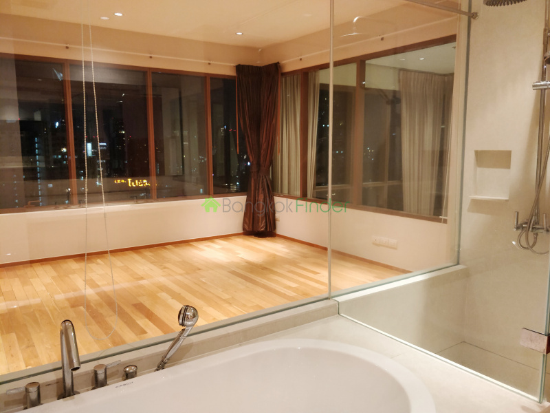 Phromphong, Bangkok, Thailand, 2 Bedrooms Bedrooms, ,2 BathroomsBathrooms,Condo,For Rent,Emporio,6694