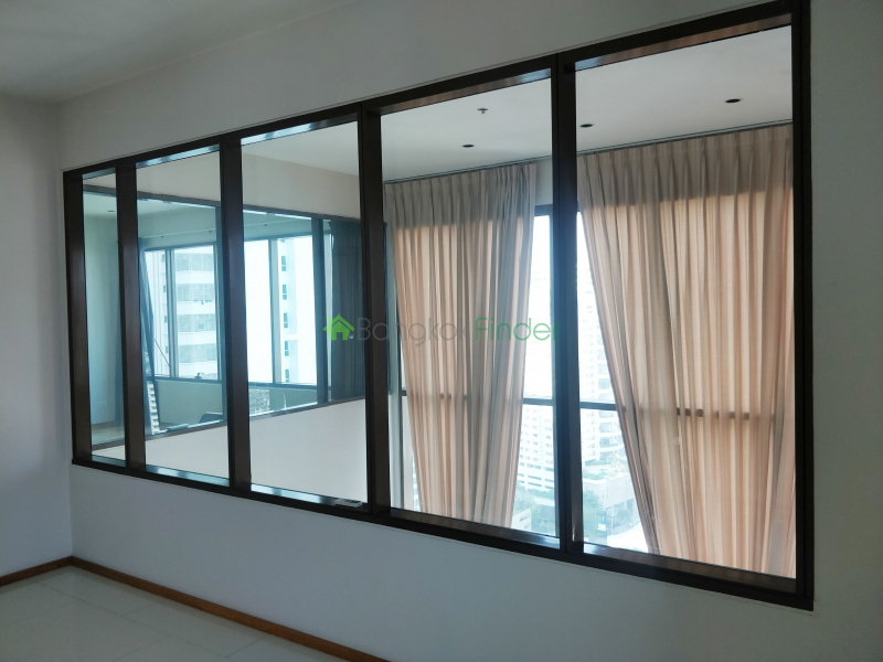 Phromphong, Bangkok, Thailand, 2 Bedrooms Bedrooms, ,2 BathroomsBathrooms,Condo,For Rent,Emporio,6694