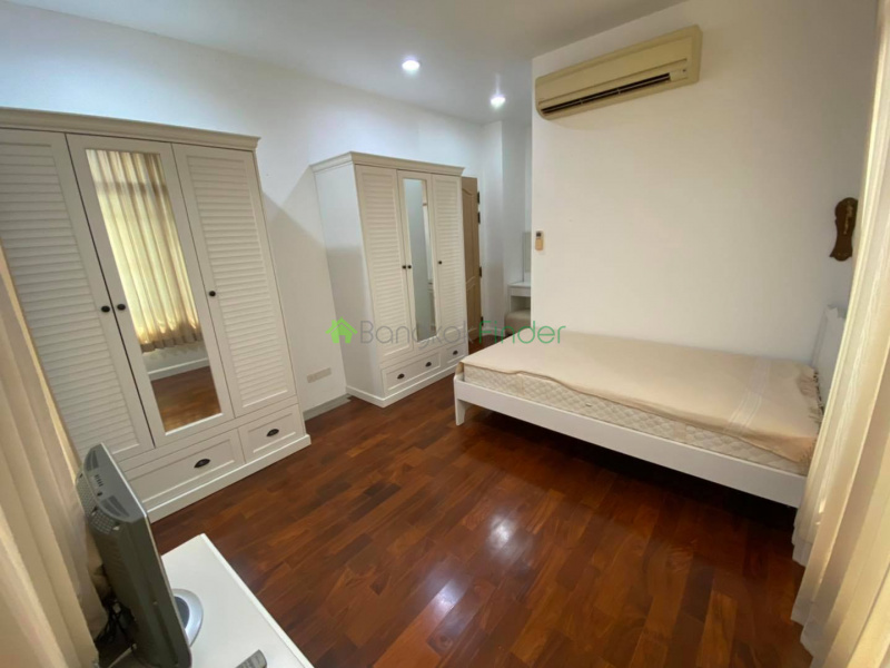 Pattanakarn, Bangkok, Thailand, 5 Bedrooms Bedrooms, ,4 BathroomsBathrooms,House,For Rent,6698