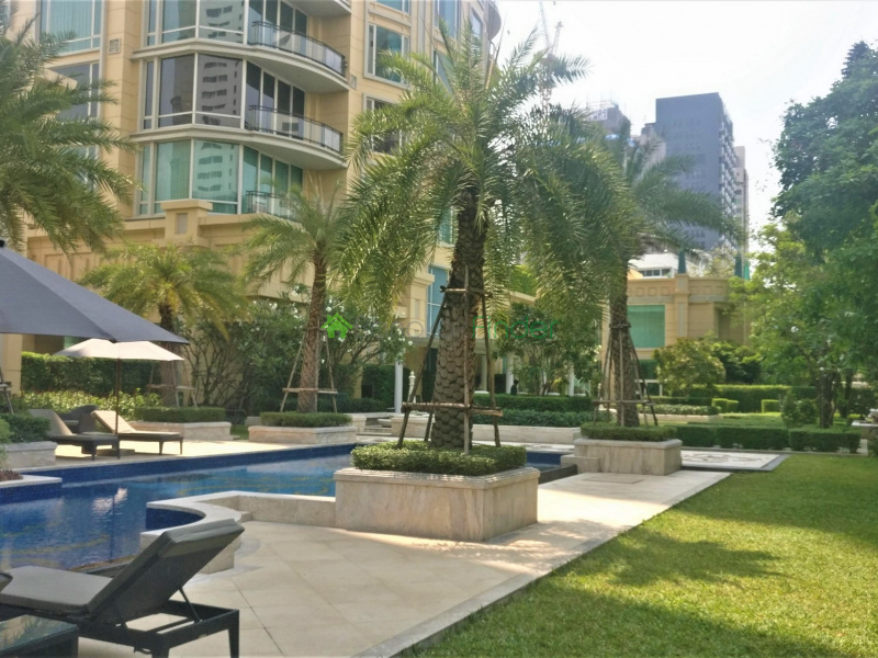 Phromphong, Bangkok, Thailand, 2 Bedrooms Bedrooms, ,2 BathroomsBathrooms,Condo,For Rent,Royce Resident,6720