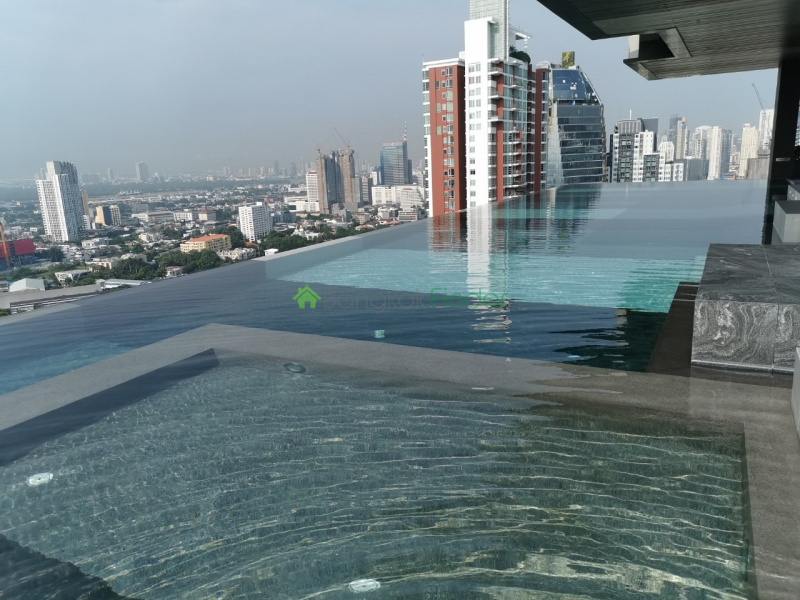 Ekamai, Bangkok, Thailand, 2 Bedrooms Bedrooms, ,2 BathroomsBathrooms,Condo,For Rent,Rhythm Ekamai,6721