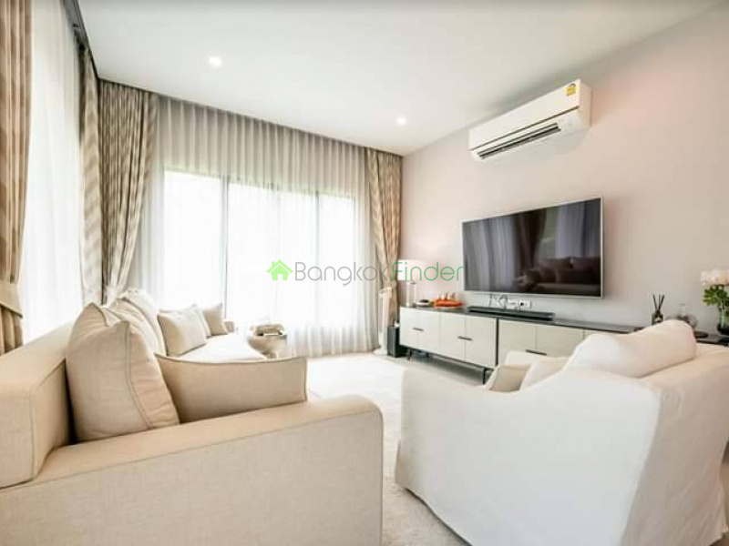 Pattanakarn, Bangkok, Thailand, 5 Bedrooms Bedrooms, ,5 BathroomsBathrooms,House,For Sale,6726