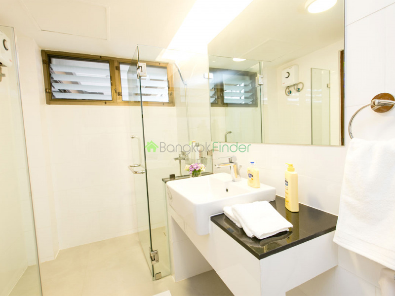 Sathorn, Bangkok, Thailand, 6 Bedrooms Bedrooms, ,6 BathroomsBathrooms,Town House,For Rent,6734