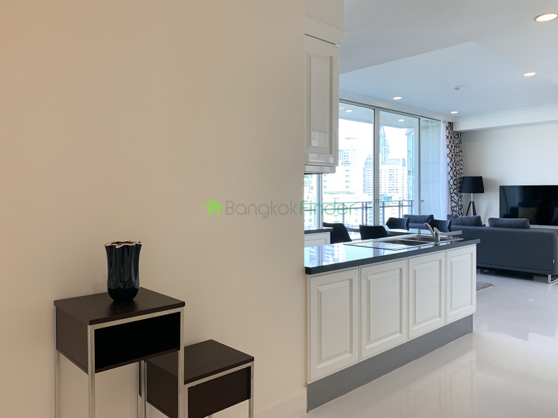 Phromphong, Bangkok, Thailand, 2 Bedrooms Bedrooms, ,2 BathroomsBathrooms,Condo,For Rent,Royce Resident,6735