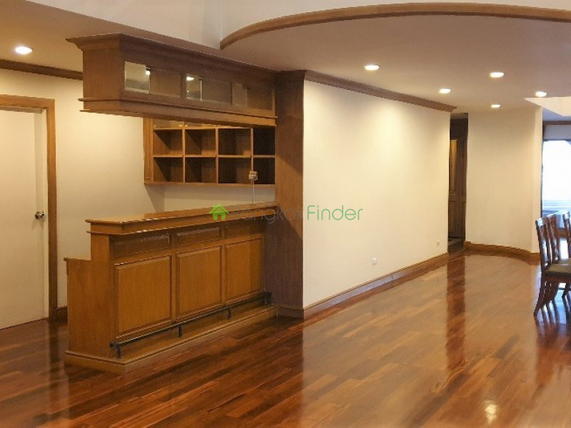 Phromphong, Bangkok, Thailand, 3 Bedrooms Bedrooms, ,3 BathroomsBathrooms,Apartment,For Rent,Baan Sawadee Apartment,6740