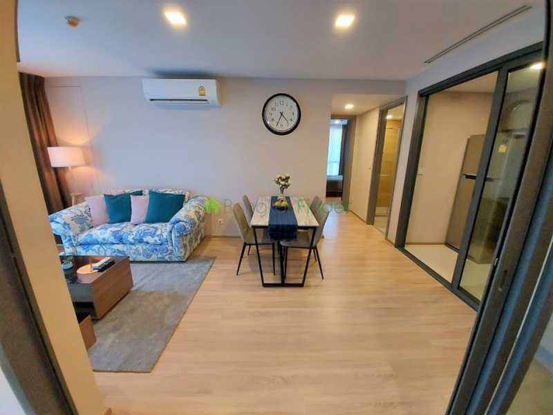 Ekamai, Bangkok, Thailand, 2 Bedrooms Bedrooms, ,2 BathroomsBathrooms,Condo,For Sale,Taka Haus,6745