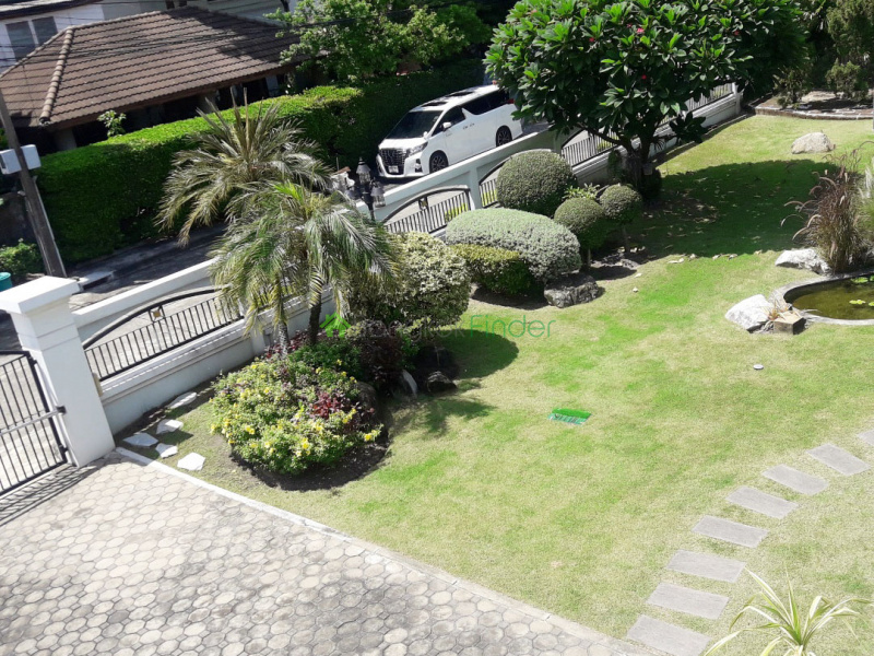 30 Pattanakarn, Pattanakarn, Bangkok, Thailand, 3 Bedrooms Bedrooms, ,3 BathroomsBathrooms,House,For Rent,Pattanakarn,6755