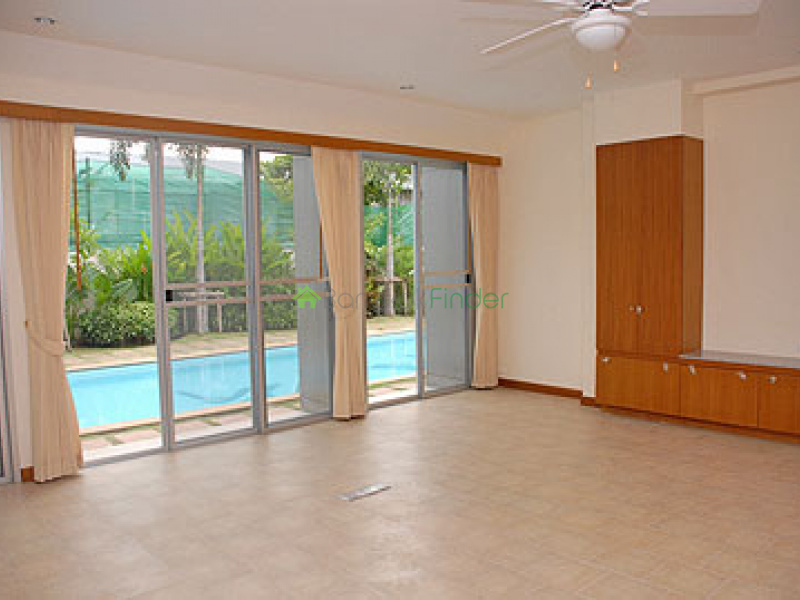 Phetburi, Bangkok, Thailand, 4 Bedrooms Bedrooms, ,4 BathroomsBathrooms,House,For Rent,6759