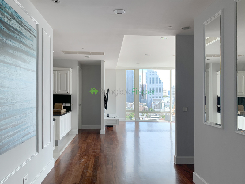 Phomphong, Bangkok, Thailand, 3 Bedrooms Bedrooms, ,3 BathroomsBathrooms,Condo,For Rent,Royce Resident,6760