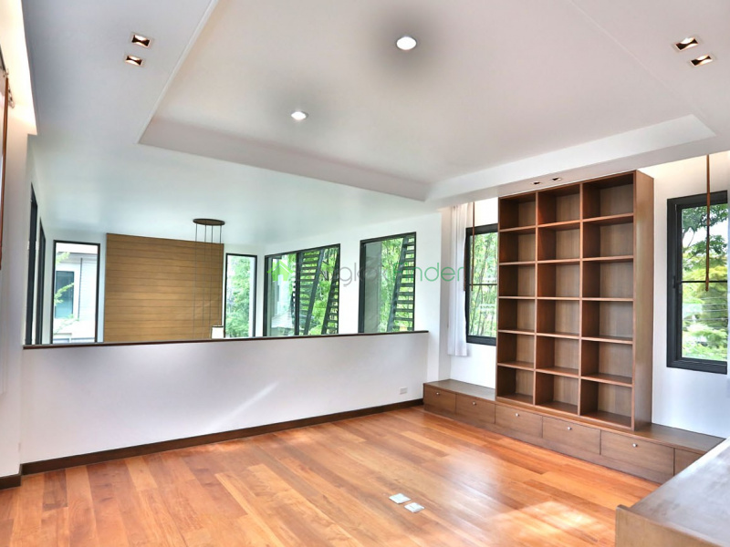 Thonglor, Bangkok, Thailand, 3 Bedrooms Bedrooms, ,4 BathroomsBathrooms,House,For Rent,6767