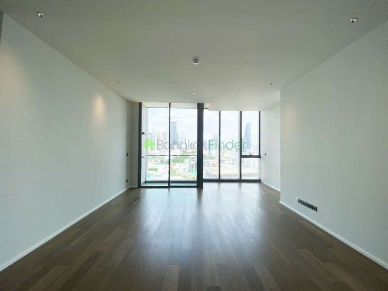 Phrompong, Bangkok, Thailand, 2 Bedrooms Bedrooms, ,2 BathroomsBathrooms,Condo,For Sale,Kraam Sukhumvit 26,6774