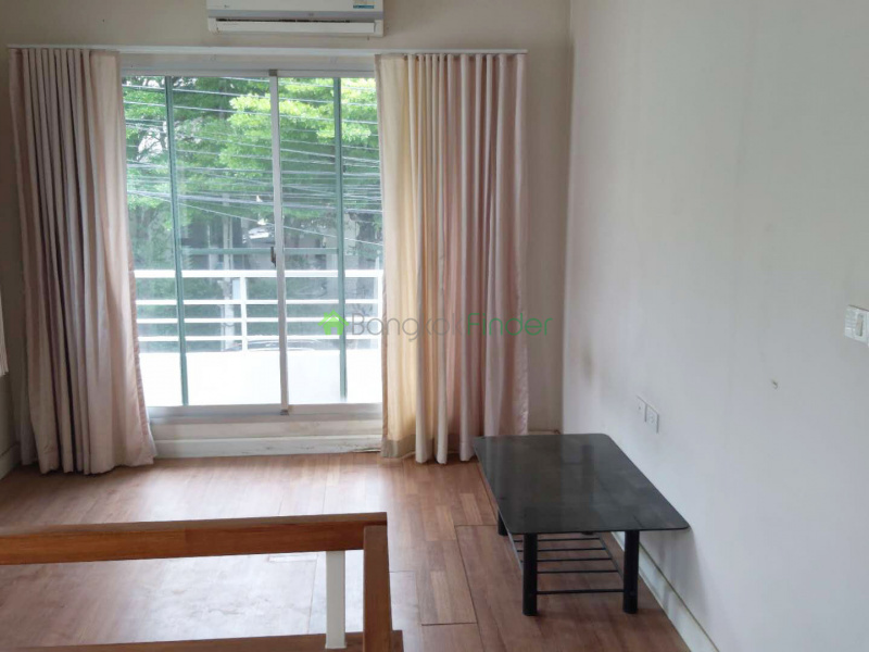 Ramkhamhaeng, Bangkok, Thailand, 3 Bedrooms Bedrooms, ,3 BathroomsBathrooms,House,For Sale,6776