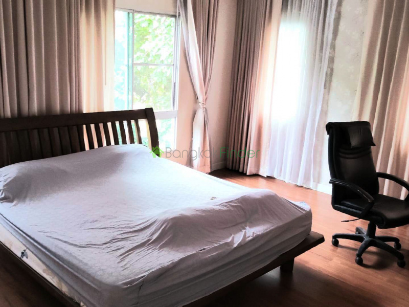 Ramkhamhaeng, Bangkok, Thailand, 3 Bedrooms Bedrooms, ,3 BathroomsBathrooms,House,For Sale,6776