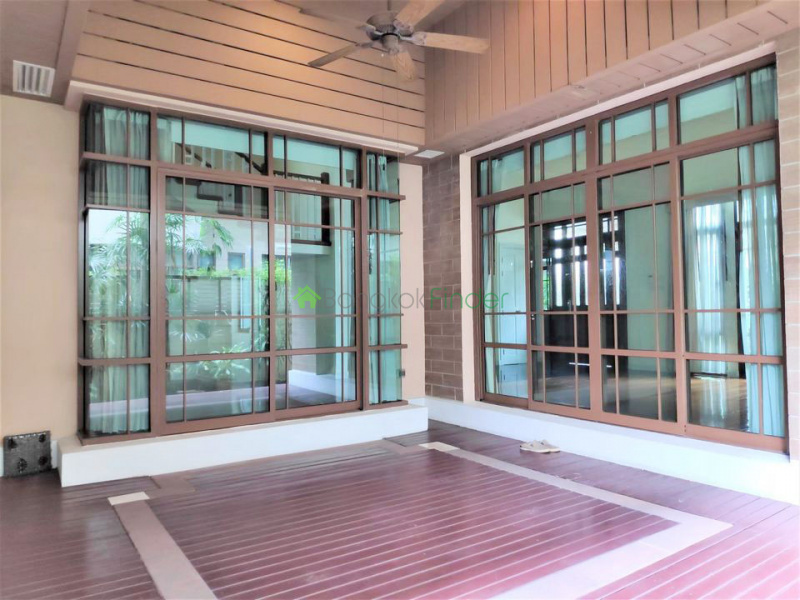 Sukhumvit-Phra Kanong, Phra Khanong, Bangkok, Thailand, 4 Bedrooms Bedrooms, ,5 BathroomsBathrooms,House,For Rent,Sukhumvit-Phra Kanong,6779