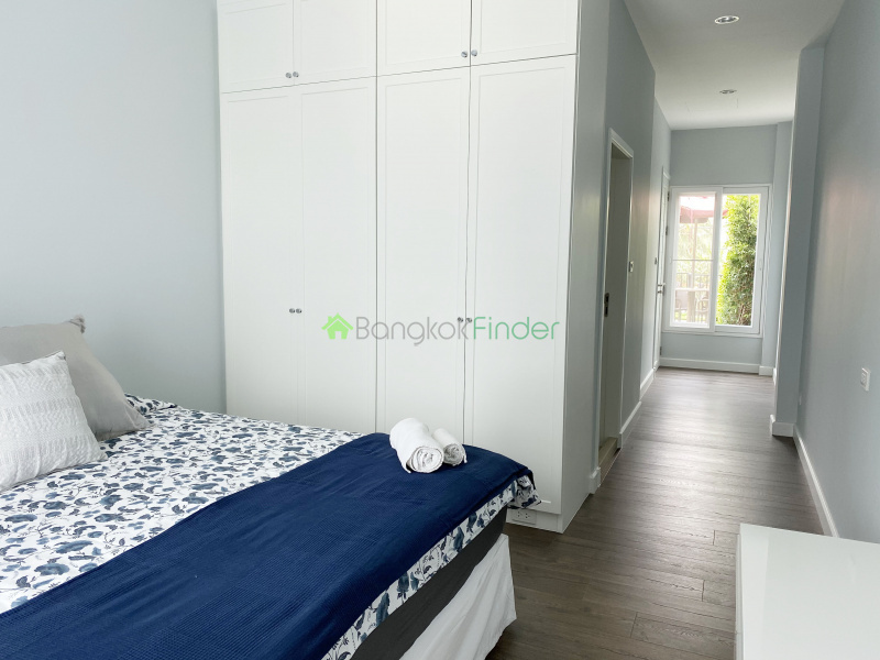 Thonglor, Bangkok, Thailand, 3 Bedrooms Bedrooms, ,3 BathroomsBathrooms,House,For Rent,6780