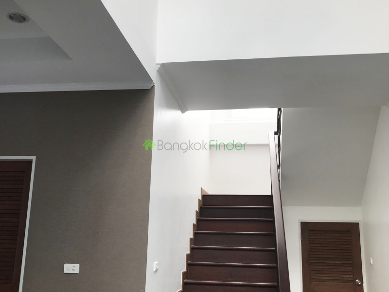 Soonvijai, Bangkok, Thailand, 3 Bedrooms Bedrooms, ,3 BathroomsBathrooms,House,For Rent,6784