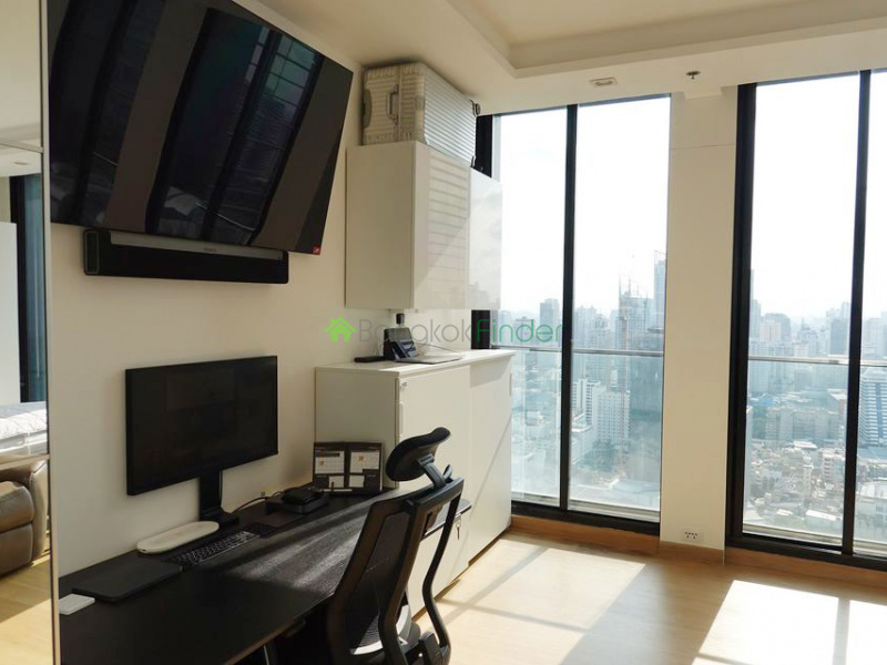 Ploenchit, Bangkok, Thailand, 3 Bedrooms Bedrooms, ,3 BathroomsBathrooms,Condo,For Rent,Noble Ploenchit,6789