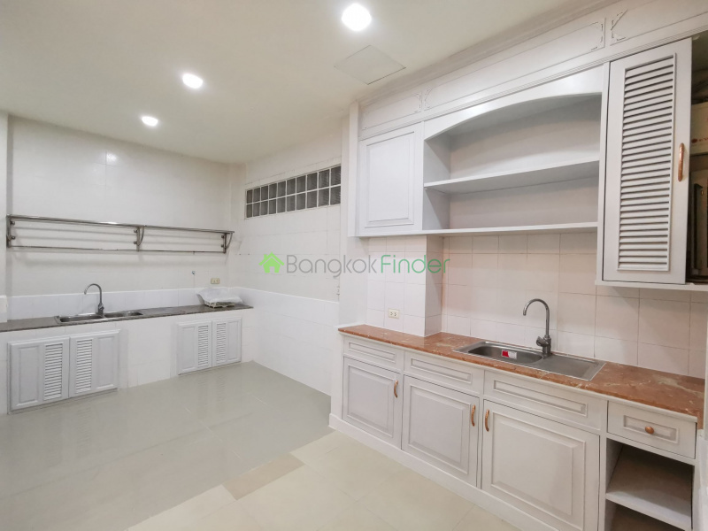 Rama3, Bangkok, Thailand, 3 Bedrooms Bedrooms, ,4 BathroomsBathrooms,House,For Rent,6792