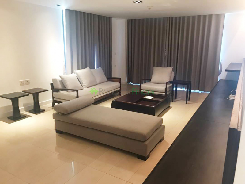 Sukhumvit-Ekamai, Ekamai, Bangkok, Thailand, 3 Bedrooms Bedrooms, ,3 BathroomsBathrooms,Condo,For Rent,Baan Ananda,Sukhumvit-Ekamai,6793