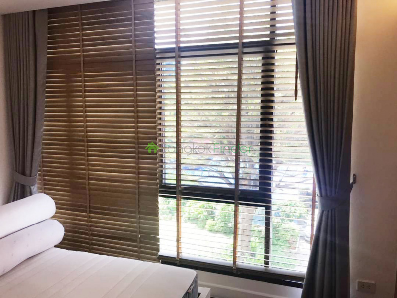 Sukhumvit-Ekamai, Ekamai, Bangkok, Thailand, 3 Bedrooms Bedrooms, ,3 BathroomsBathrooms,Condo,For Rent,Baan Ananda,Sukhumvit-Ekamai,6793