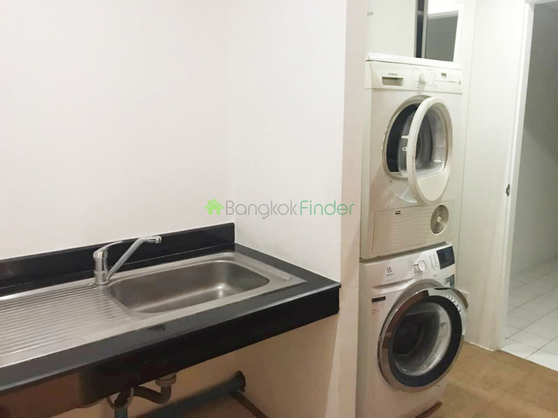 Sukhumvit-Ekamai, Ekamai, Bangkok, Thailand, 3 Bedrooms Bedrooms, ,3 BathroomsBathrooms,Condo,For Rent,Baan Ananda,Sukhumvit-Ekamai,6793