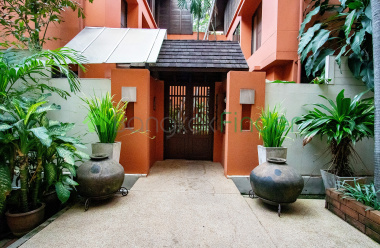 Sukhumvit-Phrom Phong, Phrom Phong, Bangkok, Thailand, 3 Bedrooms Bedrooms, ,3 BathroomsBathrooms,House,For Rent,Sukhumvit-Phrom Phong,6795 Sukhumvit-Phrom Phong, Phrom Phong, Bangkok, Thailand, 3 Bedrooms Bedrooms, ,3 BathroomsBathrooms,House,For Rent,Sukhumvit-Phrom Phong,6795