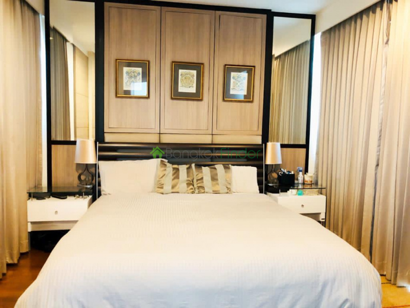 Asoke, Bangkok, Thailand, 3 Bedrooms Bedrooms, ,3 BathroomsBathrooms,Condo,For Rent,The Wind Sukhumvit 23,6811