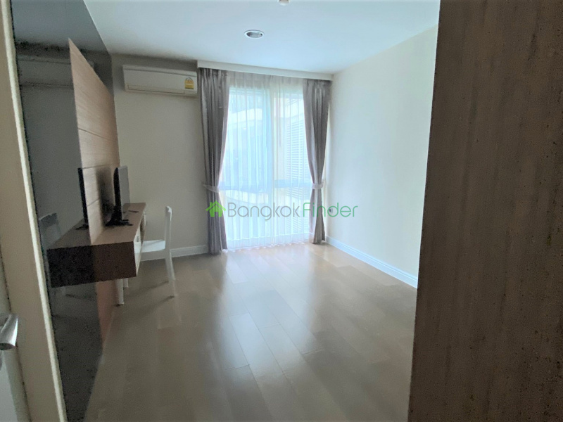 Phromphong, Bangkok, Thailand, 3 Bedrooms Bedrooms, ,3 BathroomsBathrooms,Condo,For Rent,The Crest 24,6812