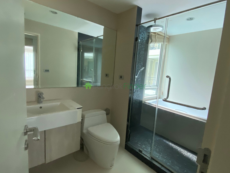 Phromphong, Bangkok, Thailand, 3 Bedrooms Bedrooms, ,3 BathroomsBathrooms,Condo,For Rent,The Crest 24,6812