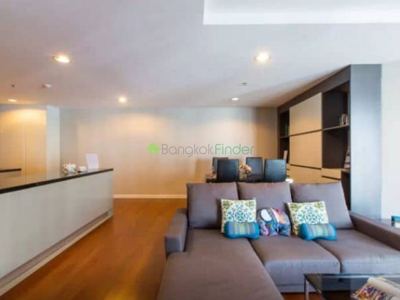 Rama 9, Bangkok, Thailand, 2 Bedrooms Bedrooms, ,2 BathroomsBathrooms,Condo,For Sale,Belle Grand Rama 9,6824