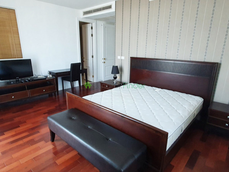 Ploenchit, Bangkok, Thailand, 4 Bedrooms Bedrooms, ,4 BathroomsBathrooms,Condo,For Rent,Athenee Residence,6836