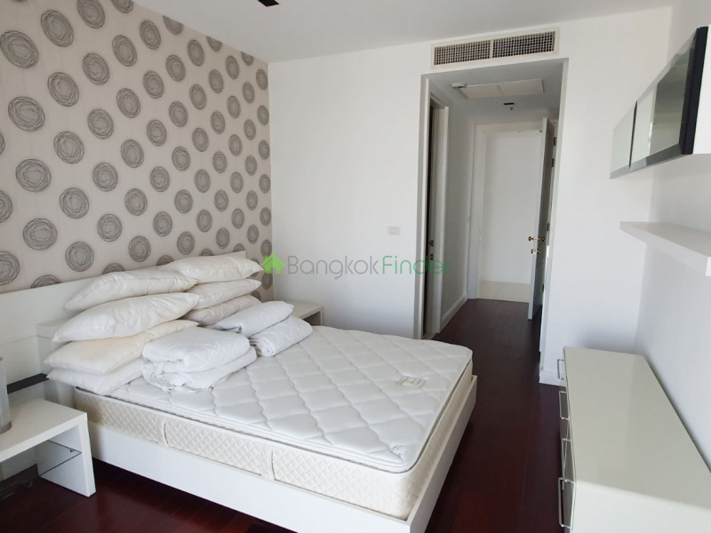 Ploenchit, Bangkok, Thailand, 4 Bedrooms Bedrooms, ,4 BathroomsBathrooms,Condo,For Rent,Athenee Residence,6836